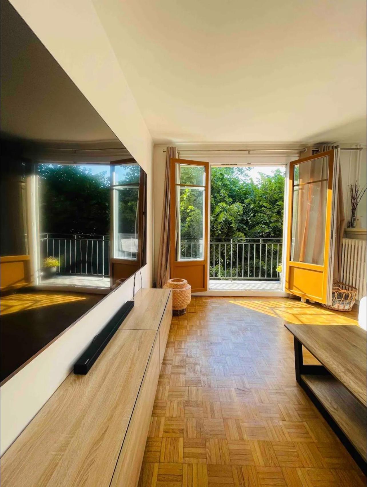Modern 2 Bedroom Apartment Near Paris Metro, Giant Flat Screen Tv 85 Inches, Balcony, Free Parking Ivry-sur-Seine Buitenkant foto